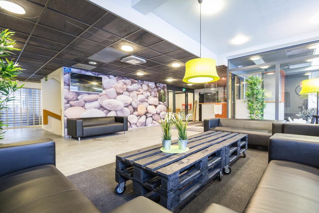 Forenom Hostel Espoo Otaniemi ภายนอก รูปภาพ